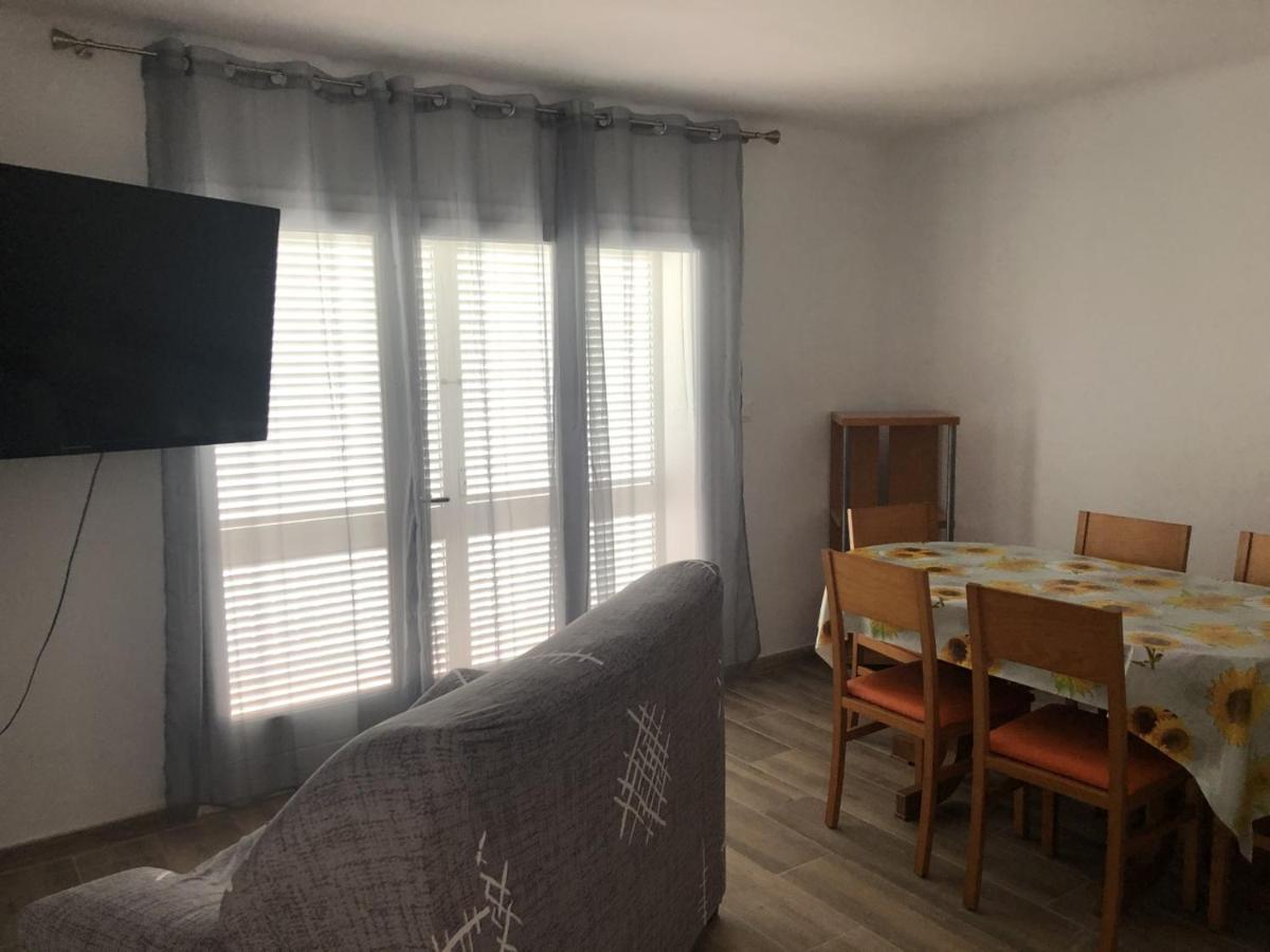 Apartment Planta Baixa Amb Jardi I Vistes Al Mar Llanca